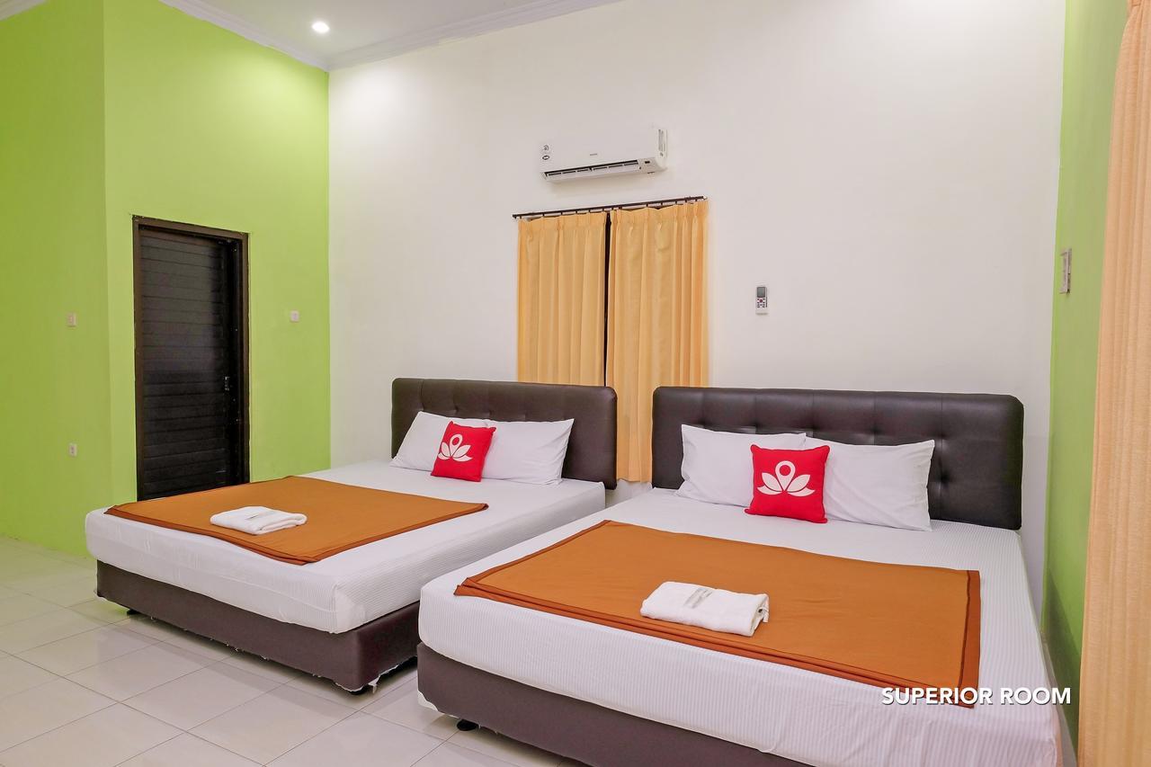 Zen Rooms B Walk Batu Malang Extérieur photo